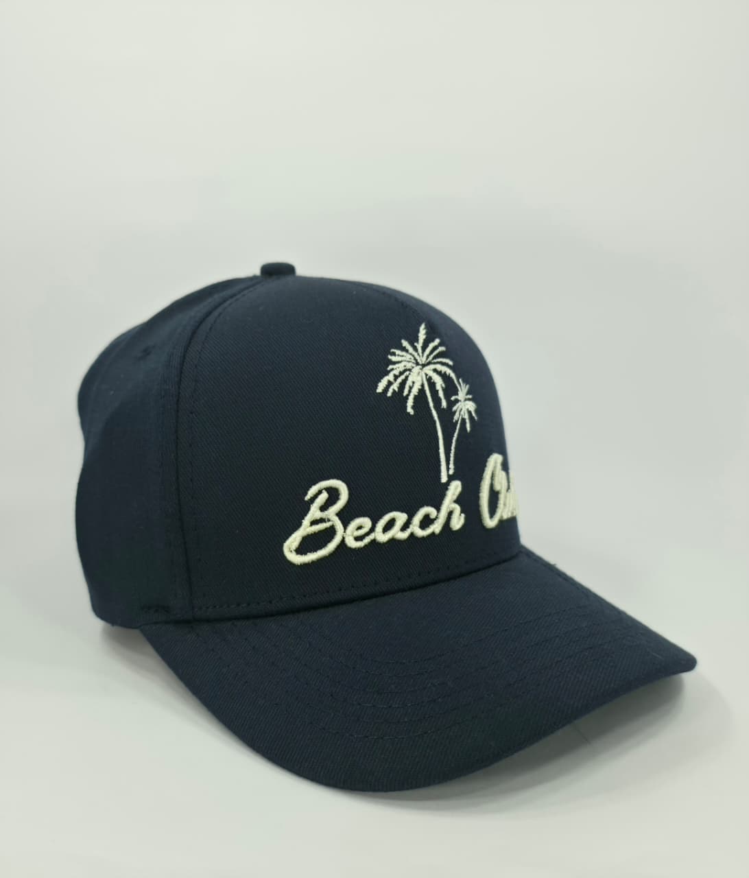 BEACH CLUB
